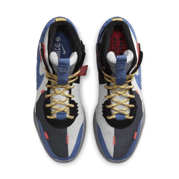 Nike Air Deldon Basketball Shoes - Picture 5 of 16